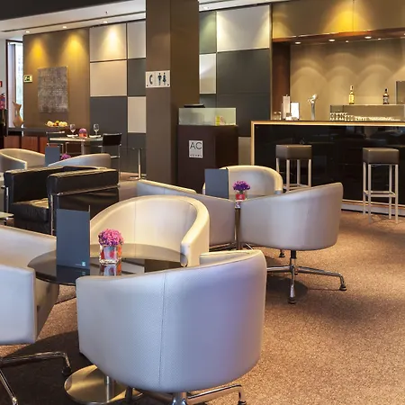 Ac By Marriott فندق آكورونيا