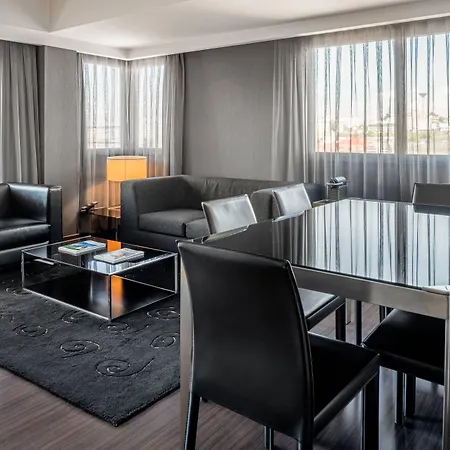 ホテル Ac By Marriott ア・コルーニャ